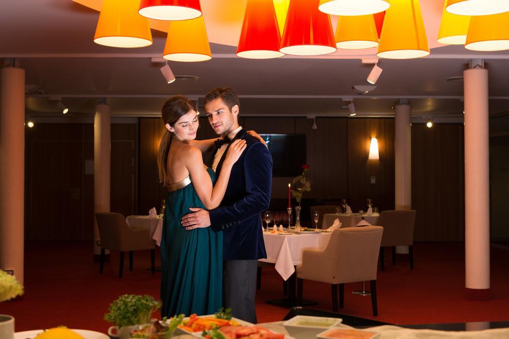 Hotel Aquarius Spa Kołobrzeg Exterior foto Restaurant